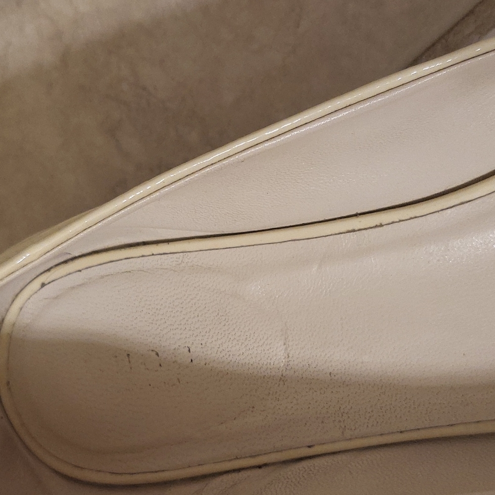 Shoes - Picture 2 of 7